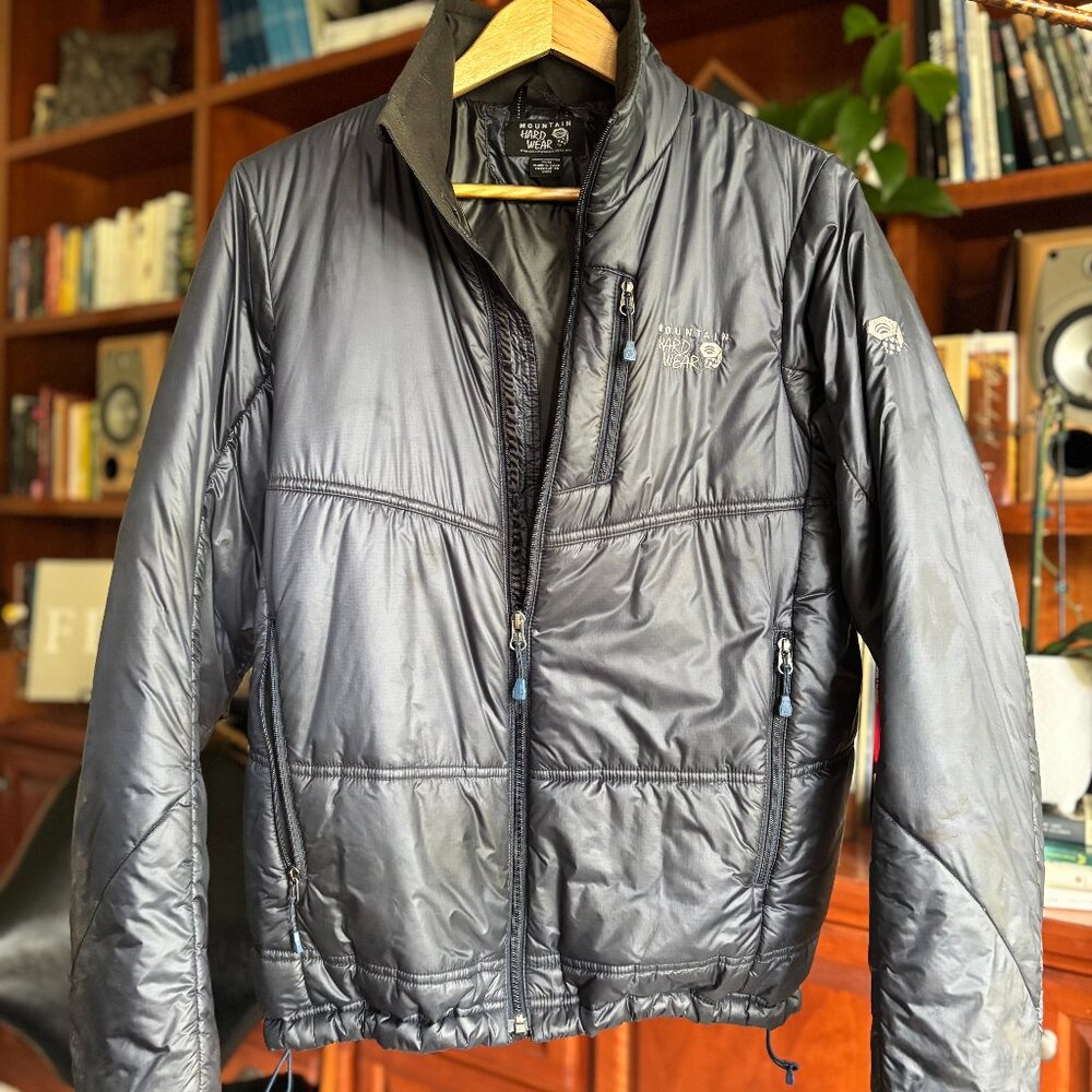 Mountain Hardwear Synthetic Insulated Jacket – Dark Navy (Men’s Medium)